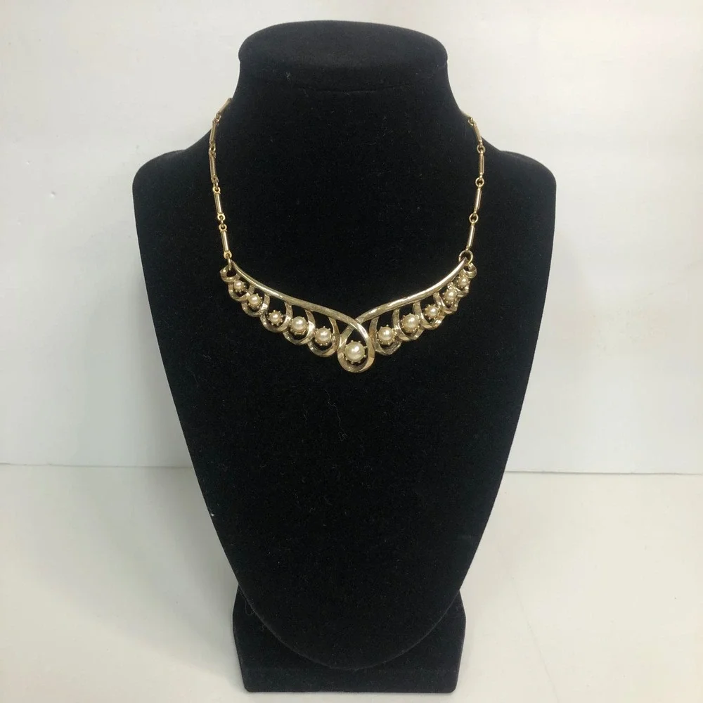 Vintage Coro Gold Tone Faux Pearl Bib Choker Necklace Mid Century Modern V Shape